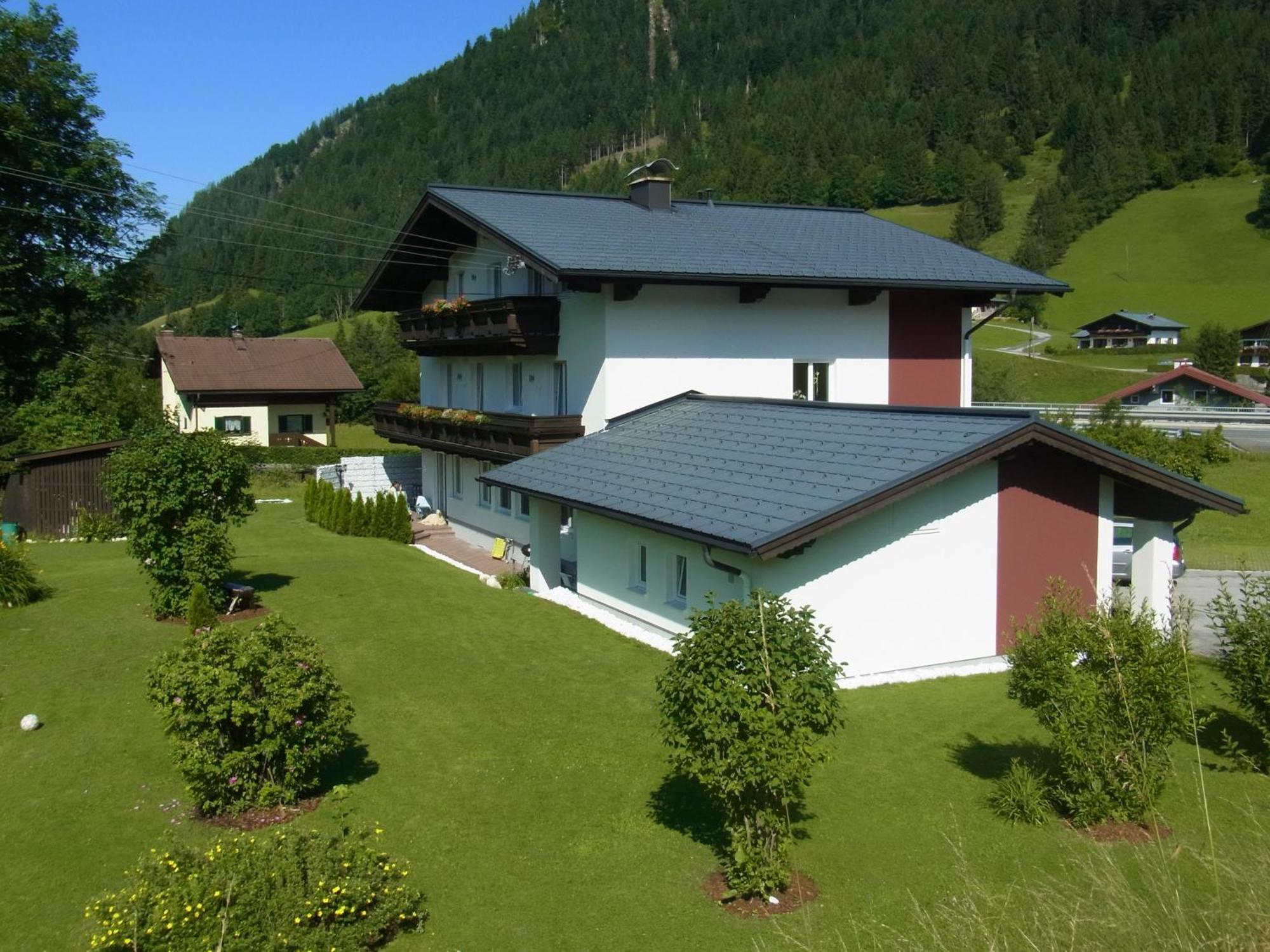 Gaestehaus Walpurga รุสบาค อัม พาสเกอชุตต์ ภายนอก รูปภาพ